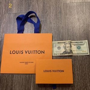 LOUIS VUITTON- box and shopping bag